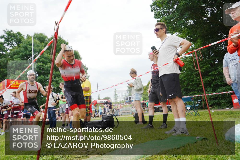 21.06.2026 - 29. Vierlanden-Triathlon LAZAROV Photography http://msf.ph/oto/9860504 21.06.2026 12:02:42 Schwimmen 908, 912, 921, 923, 925, 933, 938, 943, 945, 962, 969, 977 meine-sportfotos.de