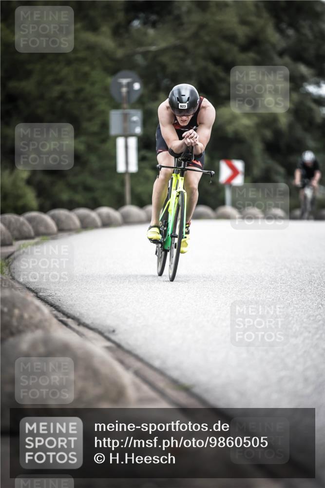 21.06.2026 - 29. Vierlanden-Triathlon H.Heesch http://msf.ph/oto/9860505 21.06.2026 12:07:19 Radfahren 634, 790, 923, 926, 934, 935, 943, 962, 967 meine-sportfotos.de