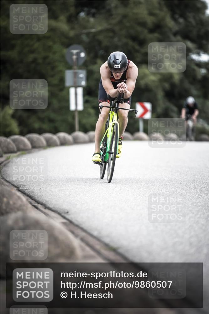 21.06.2026 - 29. Vierlanden-Triathlon H.Heesch http://msf.ph/oto/9860507 21.06.2026 12:07:19 Radfahren 634, 790, 923, 926, 934, 935, 943, 962, 967 meine-sportfotos.de