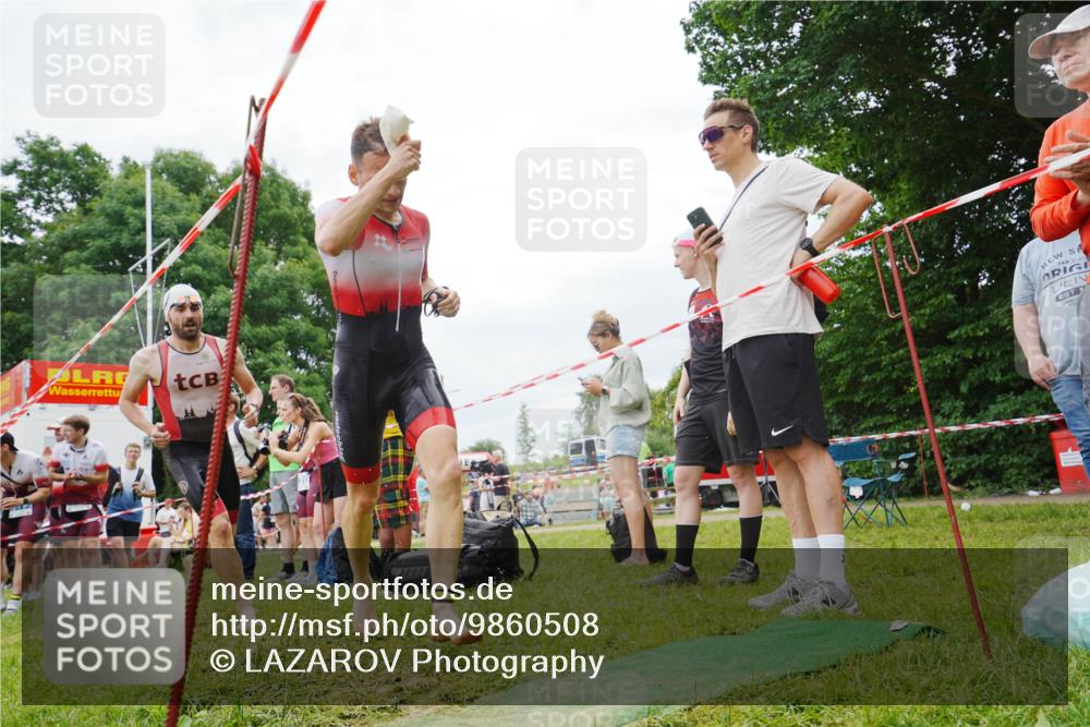 21.06.2026 - 29. Vierlanden-Triathlon LAZAROV Photography http://msf.ph/oto/9860508 21.06.2026 12:02:42 Schwimmen 908, 912, 921, 923, 925, 933, 938, 943, 945, 962, 969, 977 meine-sportfotos.de