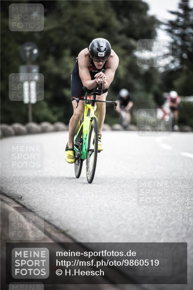 21.06.2026 - 29. Vierlanden-Triathlon H.Heesch http://msf.ph/oto/9860519 21.06.2026 12:07:19 Radfahren 634, 790, 923, 926, 934, 935, 943, 962, 967 meine-sportfotos.de