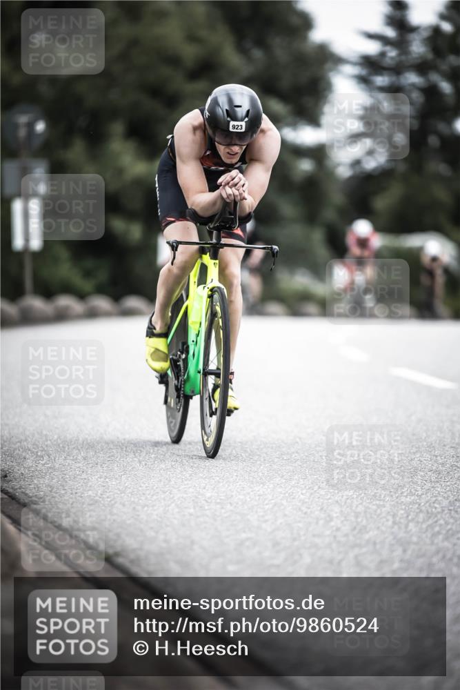 21.06.2026 - 29. Vierlanden-Triathlon H.Heesch http://msf.ph/oto/9860524 21.06.2026 12:07:19 Radfahren 634, 790, 923, 926, 934, 935, 943, 962, 967 meine-sportfotos.de
