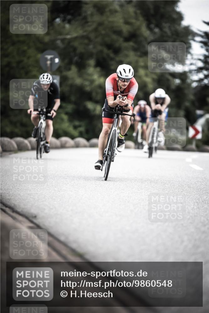21.06.2026 - 29. Vierlanden-Triathlon H.Heesch http://msf.ph/oto/9860548 21.06.2026 12:07:22 Radfahren 790, 912, 923, 926, 933, 934, 935, 943, 962, 967 meine-sportfotos.de