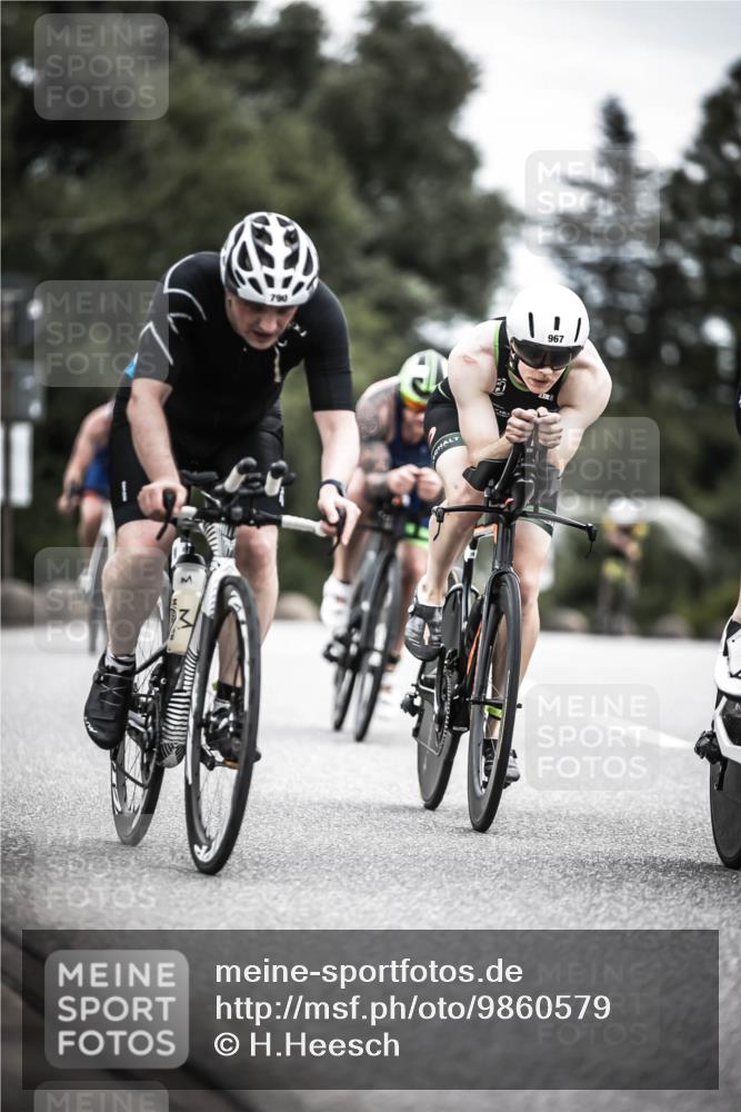 21.06.2026 - 29. Vierlanden-Triathlon H.Heesch http://msf.ph/oto/9860579 21.06.2026 12:07:24 Radfahren 790, 908, 912, 924, 926, 933, 934, 935, 943, 962, 967 meine-sportfotos.de