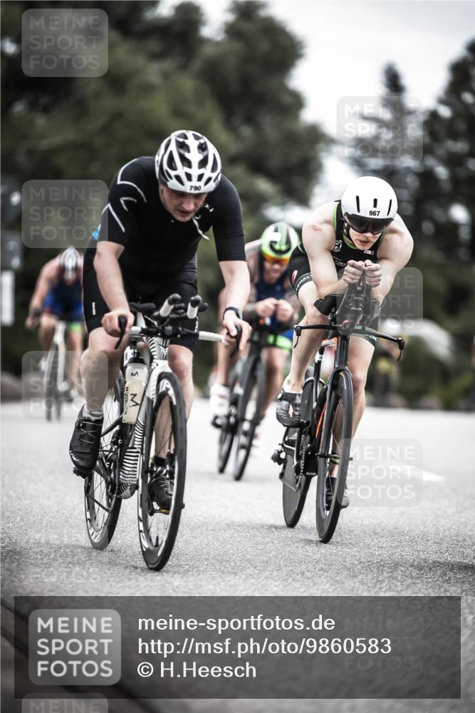21.06.2026 - 29. Vierlanden-Triathlon H.Heesch http://msf.ph/oto/9860583 21.06.2026 12:07:24 Radfahren 790, 908, 912, 924, 926, 933, 934, 935, 943, 962, 967 meine-sportfotos.de