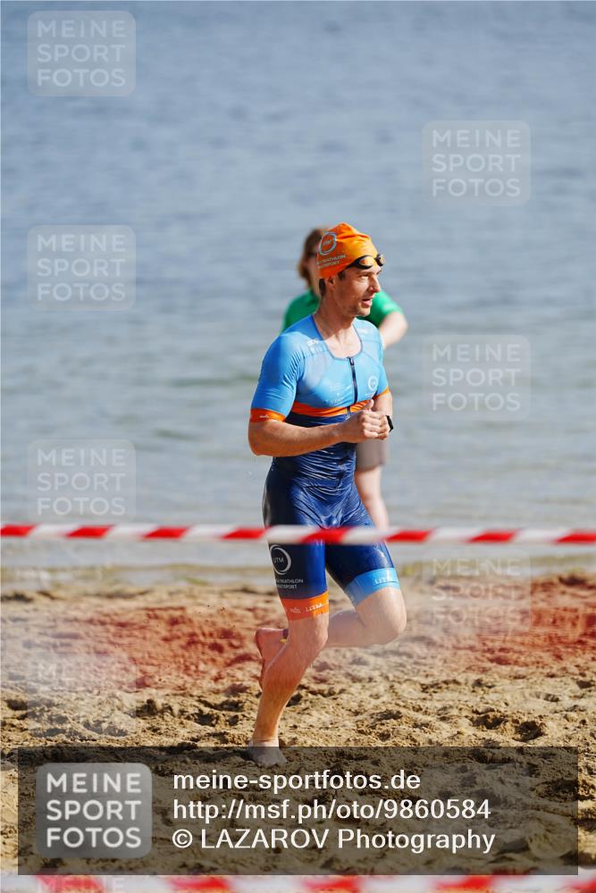 21.06.2026 - 29. Vierlanden-Triathlon LAZAROV Photography http://msf.ph/oto/9860584 21.06.2026 08:42:29 Schwimmen 43 meine-sportfotos.de