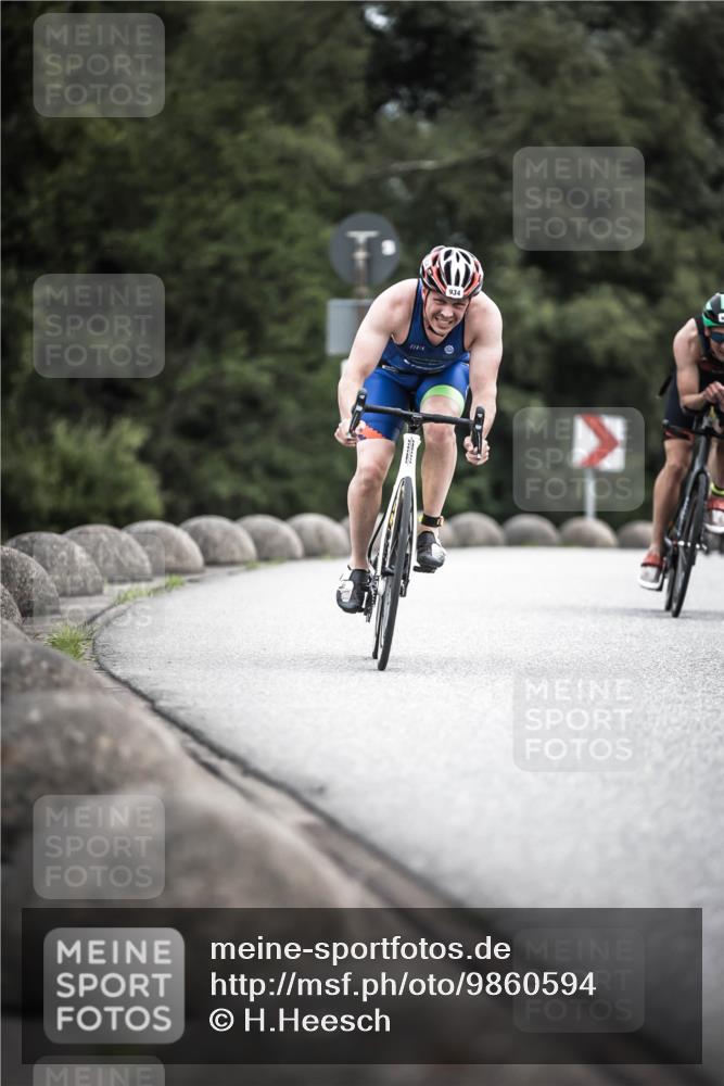 21.06.2026 - 29. Vierlanden-Triathlon H.Heesch http://msf.ph/oto/9860594 21.06.2026 12:07:25 Radfahren 670, 757, 790, 908, 912, 924, 926, 933, 934, 935, 938, 943, 962, 967 meine-sportfotos.de