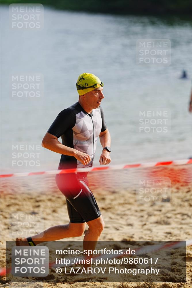 21.06.2026 - 29. Vierlanden-Triathlon LAZAROV Photography http://msf.ph/oto/9860617 21.06.2026 08:42:39 Schwimmen 43, 148, 193 meine-sportfotos.de