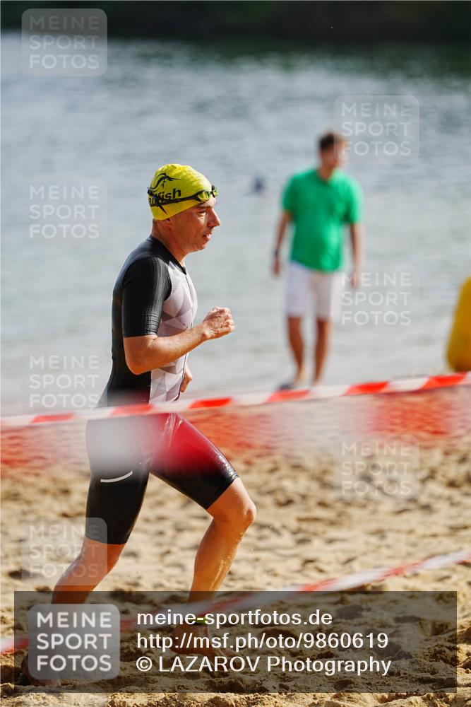 21.06.2026 - 29. Vierlanden-Triathlon LAZAROV Photography http://msf.ph/oto/9860619 21.06.2026 08:42:39 Schwimmen 43, 148, 193 meine-sportfotos.de