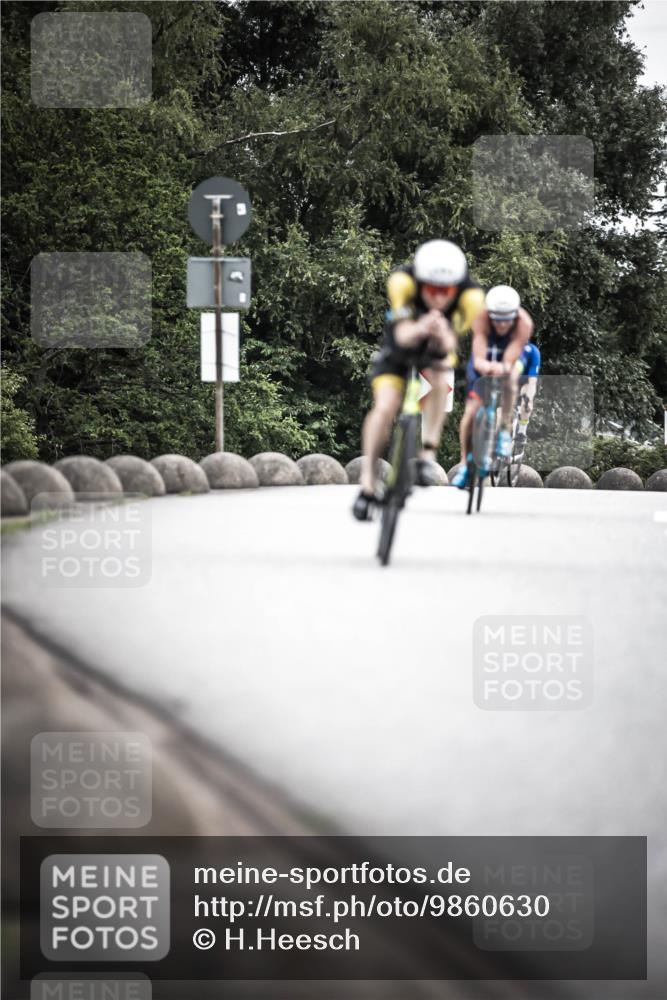 21.06.2026 - 29. Vierlanden-Triathlon H.Heesch http://msf.ph/oto/9860630 21.06.2026 12:07:27 Radfahren 670, 757, 790, 908, 912, 921, 924, 925, 926, 933, 934, 935, 938, 962, 967, 969 meine-sportfotos.de