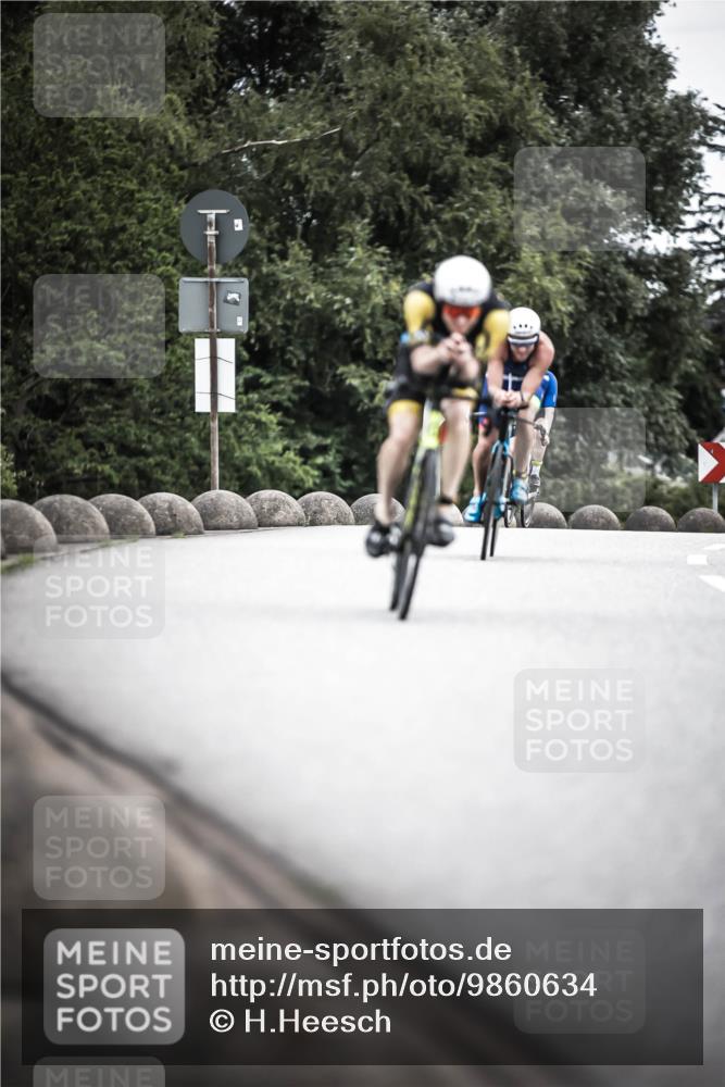 21.06.2026 - 29. Vierlanden-Triathlon H.Heesch http://msf.ph/oto/9860634 21.06.2026 12:07:27 Radfahren 670, 757, 790, 908, 912, 921, 924, 925, 926, 933, 934, 935, 938, 962, 967, 969 meine-sportfotos.de
