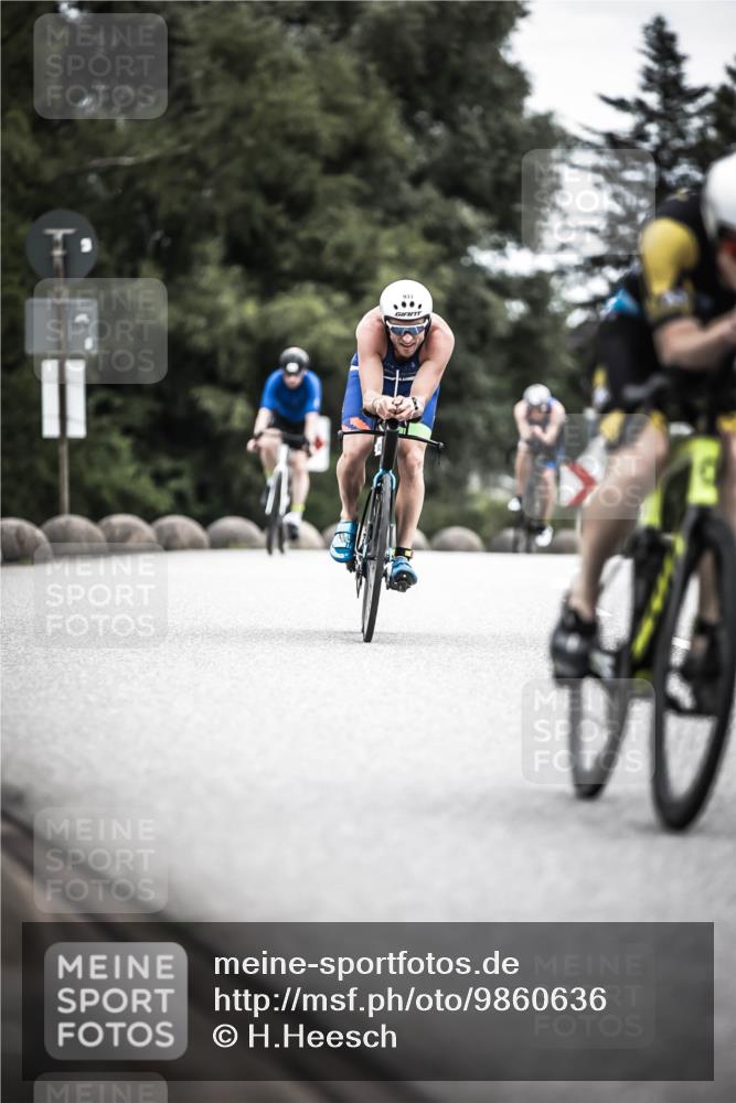 21.06.2026 - 29. Vierlanden-Triathlon H.Heesch http://msf.ph/oto/9860636 21.06.2026 12:07:28 Radfahren 670, 757, 790, 908, 912, 921, 924, 925, 926, 933, 934, 935, 938, 969 meine-sportfotos.de