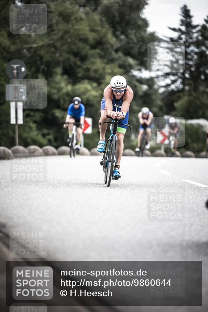 21.06.2026 - 29. Vierlanden-Triathlon H.Heesch http://msf.ph/oto/9860644 21.06.2026 12:07:28 Radfahren 670, 757, 790, 908, 912, 921, 924, 925, 926, 933, 934, 935, 938, 969 meine-sportfotos.de