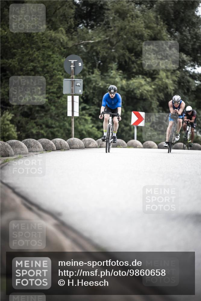 21.06.2026 - 29. Vierlanden-Triathlon H.Heesch http://msf.ph/oto/9860658 21.06.2026 12:07:29 Radfahren 670, 757, 908, 912, 921, 924, 925, 926, 933, 934, 938, 969 meine-sportfotos.de