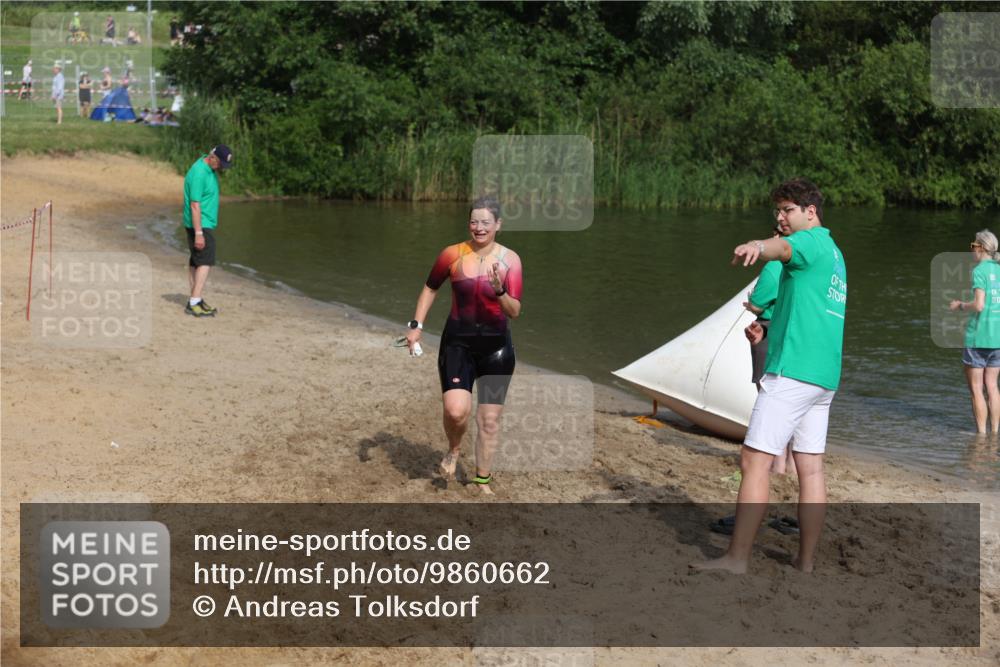 21.06.2026 - 29. Vierlanden-Triathlon Andreas Tolksdorf http://msf.ph/oto/9860662 21.06.2026 09:11:23 Schwimmen 223 meine-sportfotos.de