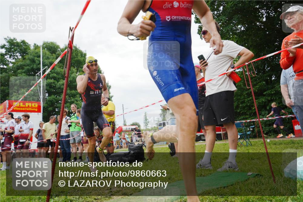21.06.2026 - 29. Vierlanden-Triathlon LAZAROV Photography http://msf.ph/oto/9860663 21.06.2026 12:02:50 Schwimmen 921, 926, 943, 945, 960, 977 meine-sportfotos.de