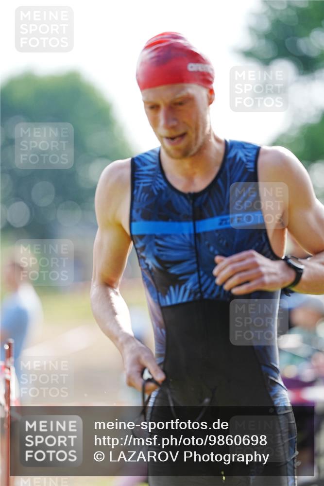 21.06.2026 - 29. Vierlanden-Triathlon LAZAROV Photography http://msf.ph/oto/9860698 21.06.2026 08:43:27 Schwimmen 56 meine-sportfotos.de