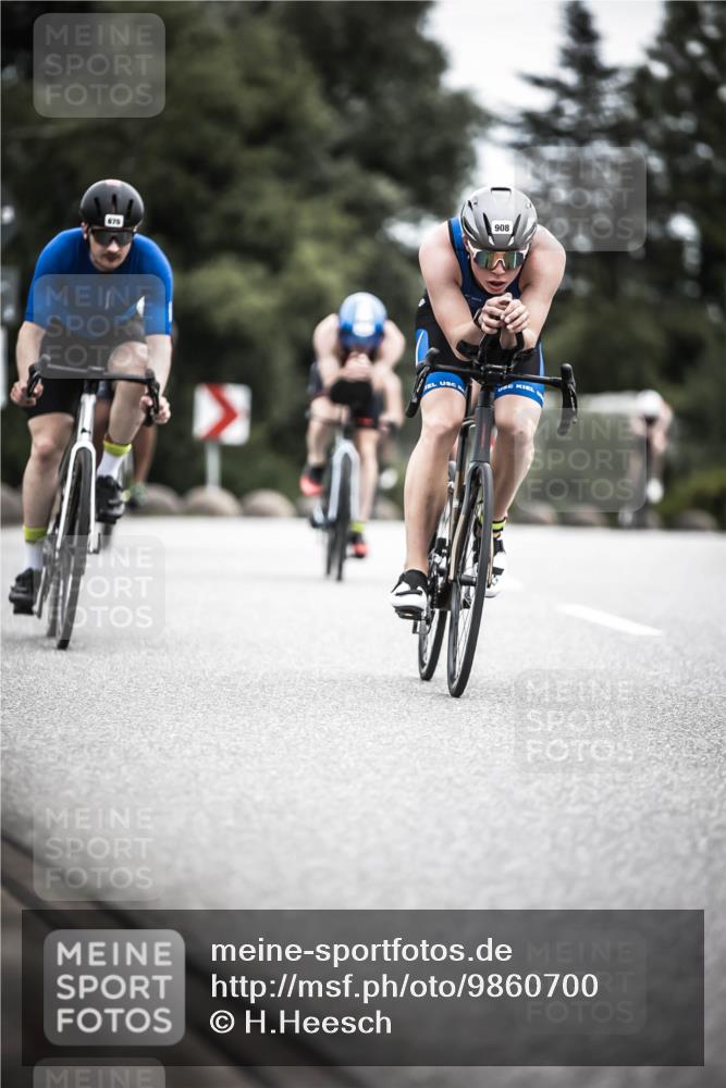 21.06.2026 - 29. Vierlanden-Triathlon H.Heesch http://msf.ph/oto/9860700 21.06.2026 12:07:31 Radfahren 670, 757, 822, 908, 912, 921, 924, 925, 928, 933, 938, 969 meine-sportfotos.de