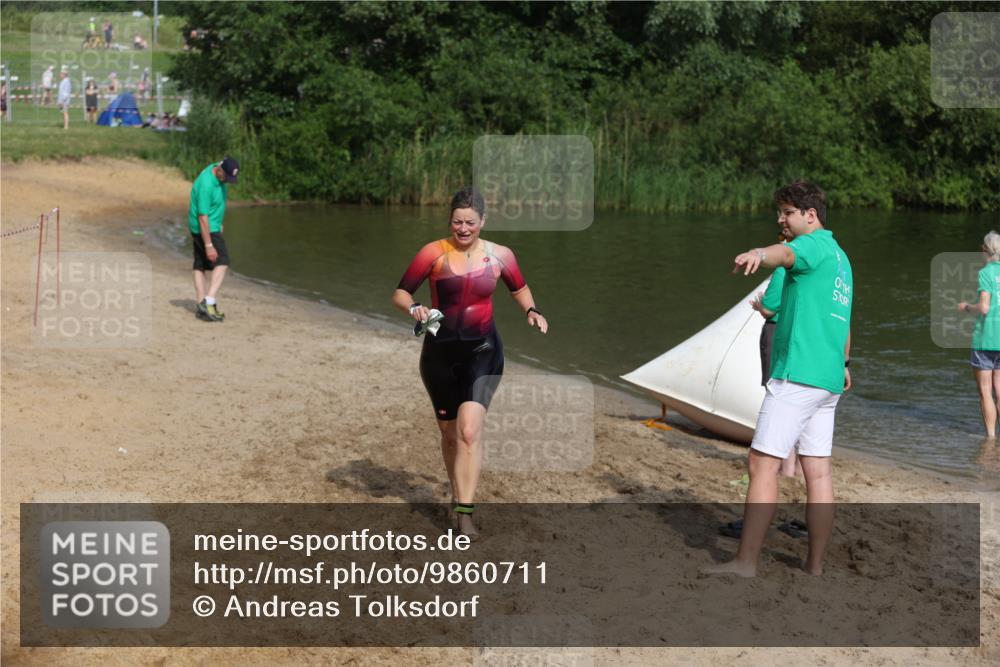 21.06.2026 - 29. Vierlanden-Triathlon Andreas Tolksdorf http://msf.ph/oto/9860711 21.06.2026 09:11:23 Schwimmen 223 meine-sportfotos.de