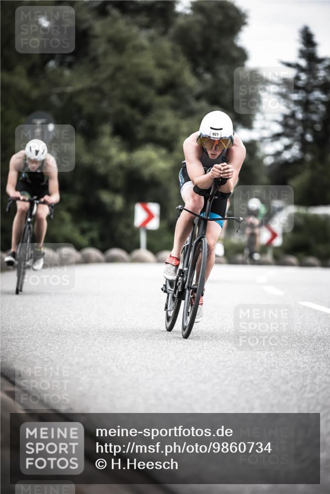 21.06.2026 - 29. Vierlanden-Triathlon H.Heesch http://msf.ph/oto/9860734 21.06.2026 12:07:34 Radfahren 670, 757, 822, 860, 908, 921, 924, 925, 928, 938, 969 meine-sportfotos.de