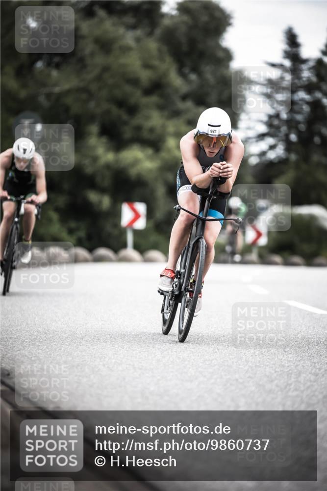 21.06.2026 - 29. Vierlanden-Triathlon H.Heesch http://msf.ph/oto/9860737 21.06.2026 12:07:34 Radfahren 670, 757, 822, 860, 908, 921, 924, 925, 928, 938, 969 meine-sportfotos.de