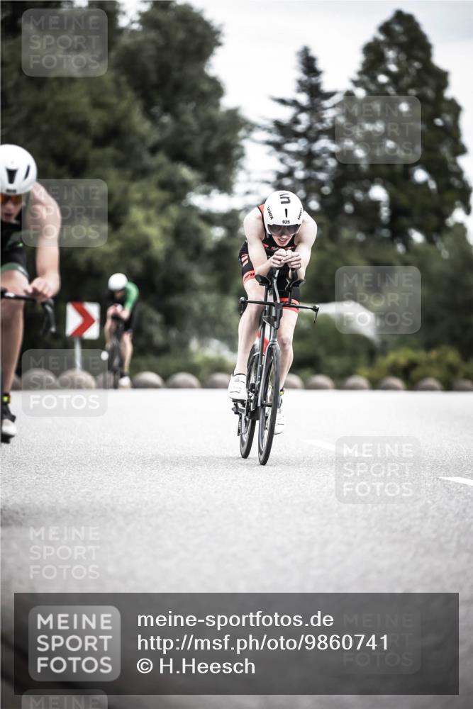 21.06.2026 - 29. Vierlanden-Triathlon H.Heesch http://msf.ph/oto/9860741 21.06.2026 12:07:35 Radfahren 670, 757, 822, 860, 908, 921, 924, 925, 928, 938, 969 meine-sportfotos.de