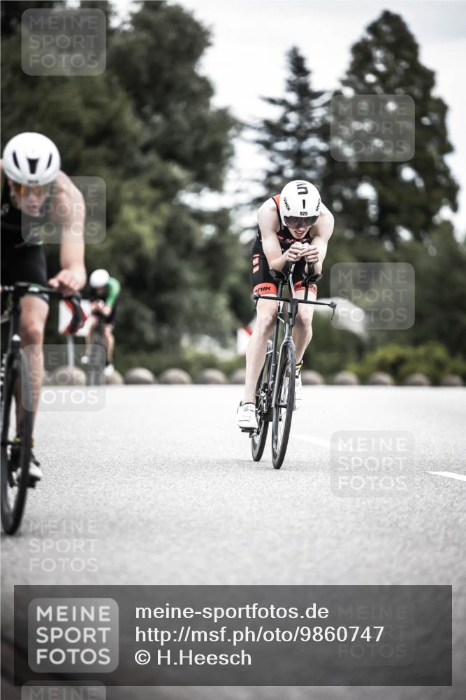 21.06.2026 - 29. Vierlanden-Triathlon H.Heesch http://msf.ph/oto/9860747 21.06.2026 12:07:35 Radfahren 670, 757, 822, 860, 908, 921, 924, 925, 928, 938, 969 meine-sportfotos.de