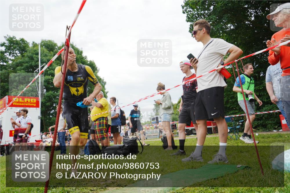 21.06.2026 - 29. Vierlanden-Triathlon LAZAROV Photography http://msf.ph/oto/9860753 21.06.2026 12:03:21 Schwimmen 916, 948, 949, 961, 973, 980 meine-sportfotos.de