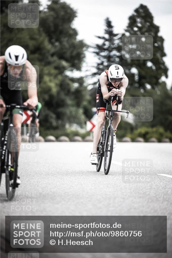 21.06.2026 - 29. Vierlanden-Triathlon H.Heesch http://msf.ph/oto/9860756 21.06.2026 12:07:35 Radfahren 670, 757, 822, 860, 908, 921, 924, 925, 928, 938, 969 meine-sportfotos.de