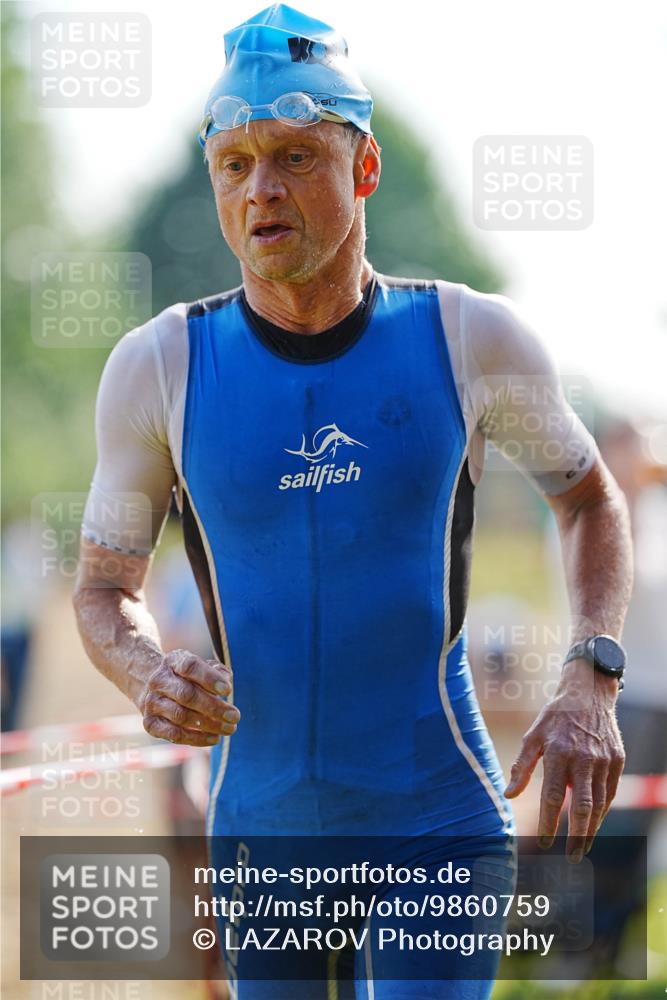 21.06.2026 - 29. Vierlanden-Triathlon LAZAROV Photography http://msf.ph/oto/9860759 21.06.2026 08:43:55 Schwimmen 44, 108, 112, 154, 197, 1355 meine-sportfotos.de
