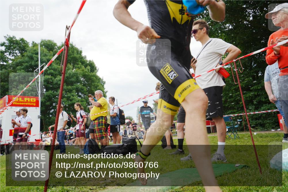 21.06.2026 - 29. Vierlanden-Triathlon LAZAROV Photography http://msf.ph/oto/9860766 21.06.2026 12:03:22 Schwimmen 915, 916, 948, 949, 961, 973, 980 meine-sportfotos.de