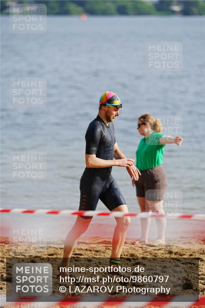 21.06.2026 - 29. Vierlanden-Triathlon LAZAROV Photography http://msf.ph/oto/9860797 21.06.2026 08:44:09 Schwimmen 4, 29, 112, 1355 meine-sportfotos.de
