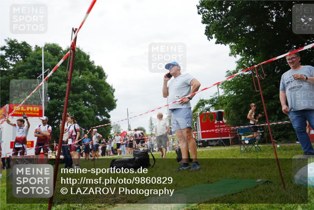 21.06.2026 - 29. Vierlanden-Triathlon LAZAROV Photography http://msf.ph/oto/9860829 21.06.2026 12:05:38 Schwimmen  meine-sportfotos.de