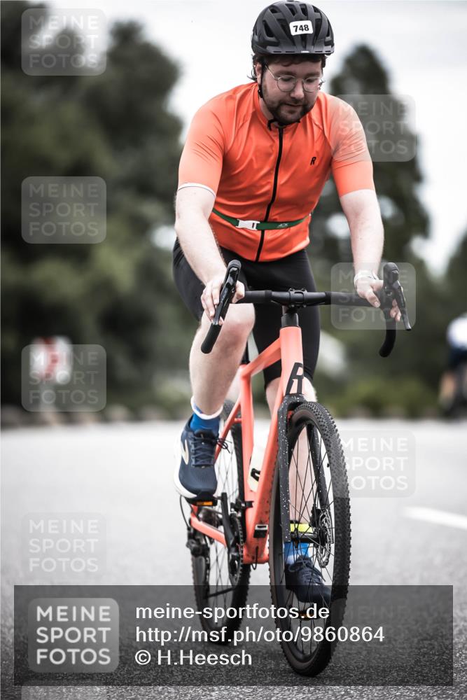21.06.2026 - 29. Vierlanden-Triathlon H.Heesch http://msf.ph/oto/9860864 21.06.2026 12:07:48 Radfahren 728, 748, 816, 871, 899, 977 meine-sportfotos.de