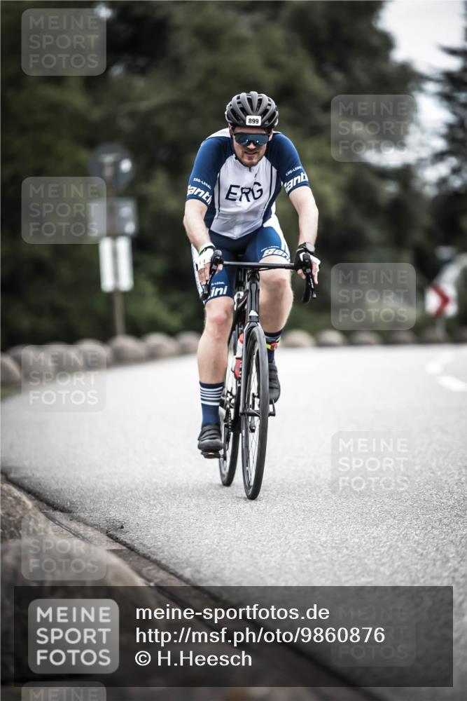 21.06.2026 - 29. Vierlanden-Triathlon H.Heesch http://msf.ph/oto/9860876 21.06.2026 12:07:53 Radfahren 682, 691, 728, 899 meine-sportfotos.de