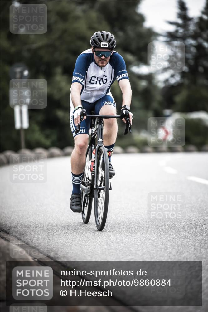 21.06.2026 - 29. Vierlanden-Triathlon H.Heesch http://msf.ph/oto/9860884 21.06.2026 12:07:53 Radfahren 682, 691, 728, 899 meine-sportfotos.de