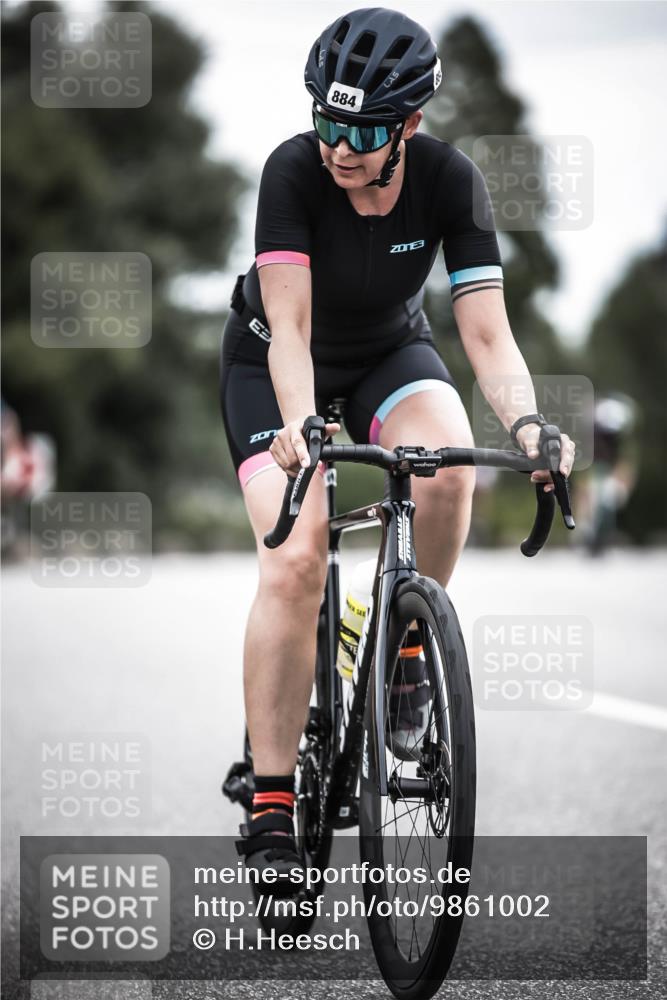 21.06.2026 - 29. Vierlanden-Triathlon H.Heesch http://msf.ph/oto/9861002 21.06.2026 12:08:04 Radfahren 674, 682, 884, 895, 907, 922, 945, 960, 981 meine-sportfotos.de