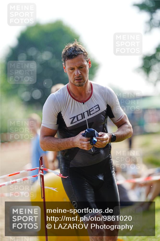 21.06.2026 - 29. Vierlanden-Triathlon LAZAROV Photography http://msf.ph/oto/9861020 21.06.2026 08:45:33 Schwimmen 69, 169, 173, 174, 219 meine-sportfotos.de