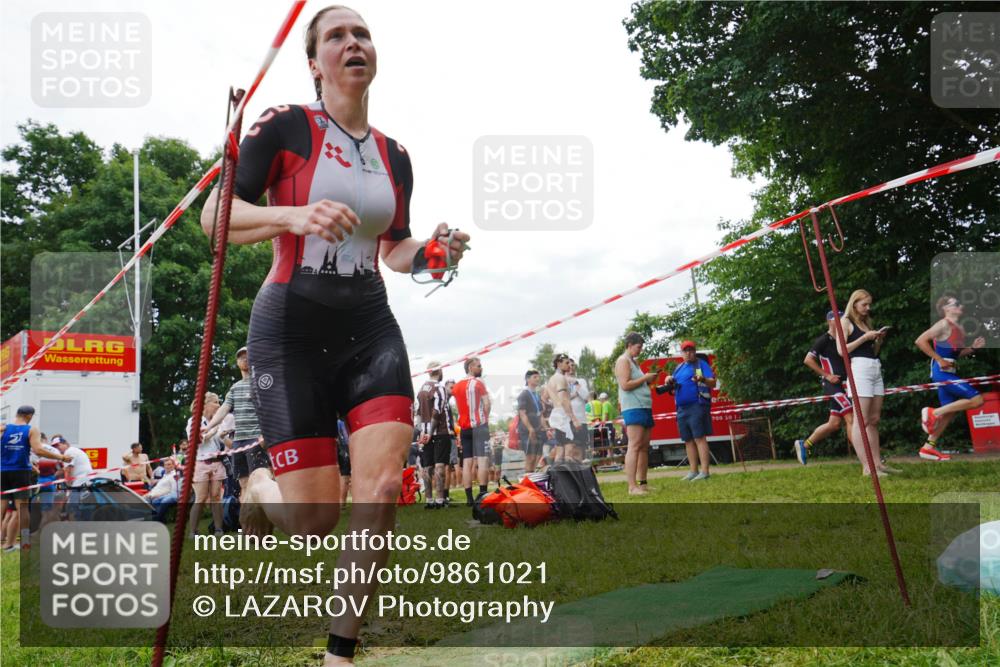 21.06.2026 - 29. Vierlanden-Triathlon LAZAROV Photography http://msf.ph/oto/9861021 21.06.2026 12:32:53 Schwimmen 1005 meine-sportfotos.de