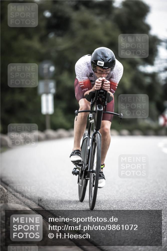 21.06.2026 - 29. Vierlanden-Triathlon H.Heesch http://msf.ph/oto/9861072 21.06.2026 12:08:09 Radfahren 907, 936, 973, 981 meine-sportfotos.de
