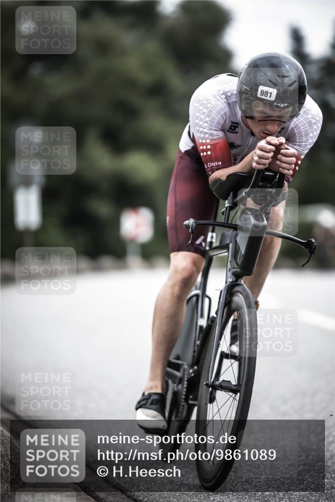 21.06.2026 - 29. Vierlanden-Triathlon H.Heesch http://msf.ph/oto/9861089 21.06.2026 12:08:10 Radfahren 907, 936, 973, 981 meine-sportfotos.de
