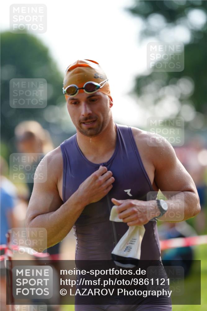 21.06.2026 - 29. Vierlanden-Triathlon LAZAROV Photography http://msf.ph/oto/9861121 21.06.2026 08:46:36 Schwimmen 35, 96, 159 meine-sportfotos.de