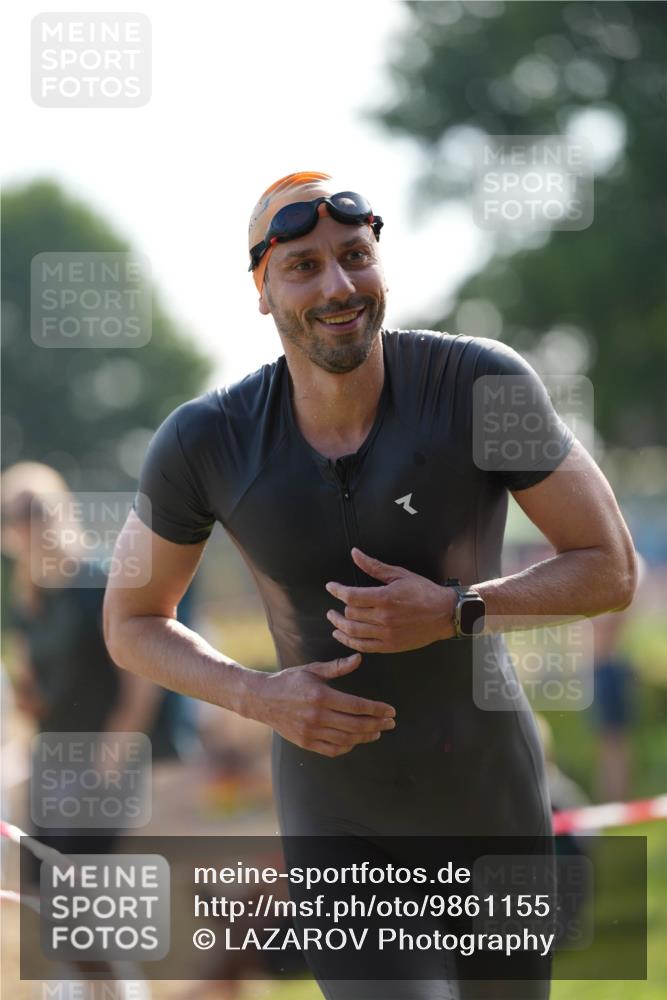 21.06.2026 - 29. Vierlanden-Triathlon LAZAROV Photography http://msf.ph/oto/9861155 21.06.2026 08:47:00 Schwimmen 135, 220 meine-sportfotos.de