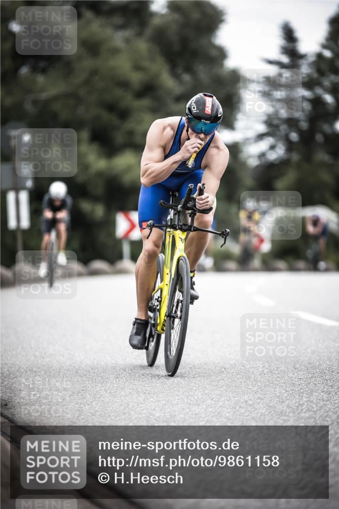 21.06.2026 - 29. Vierlanden-Triathlon H.Heesch http://msf.ph/oto/9861158 21.06.2026 12:08:16 Radfahren 793, 854, 865, 916, 936, 948, 949, 973 meine-sportfotos.de