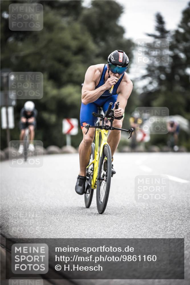 21.06.2026 - 29. Vierlanden-Triathlon H.Heesch http://msf.ph/oto/9861160 21.06.2026 12:08:16 Radfahren 793, 854, 865, 916, 936, 948, 949, 973 meine-sportfotos.de