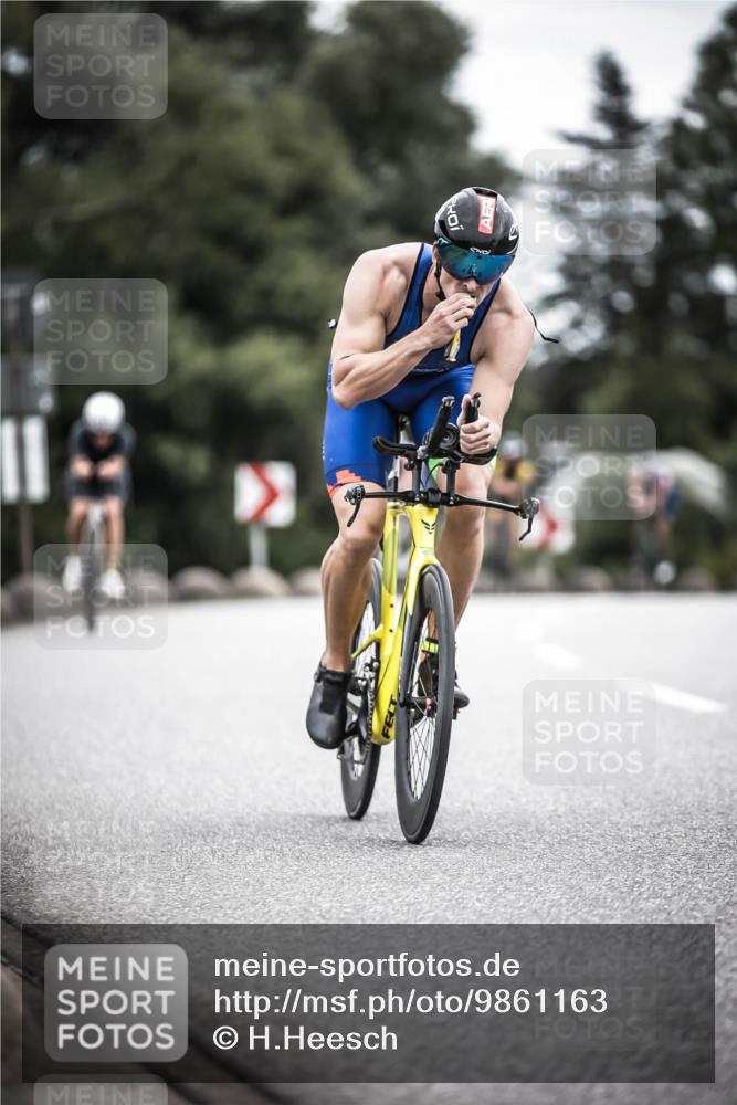 21.06.2026 - 29. Vierlanden-Triathlon H.Heesch http://msf.ph/oto/9861163 21.06.2026 12:08:16 Radfahren 793, 854, 865, 916, 936, 948, 949, 973 meine-sportfotos.de