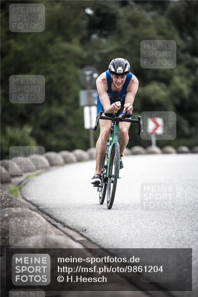 21.06.2026 - 29. Vierlanden-Triathlon H.Heesch http://msf.ph/oto/9861204 21.06.2026 12:08:21 Radfahren 793, 854, 865, 916, 948, 949 meine-sportfotos.de