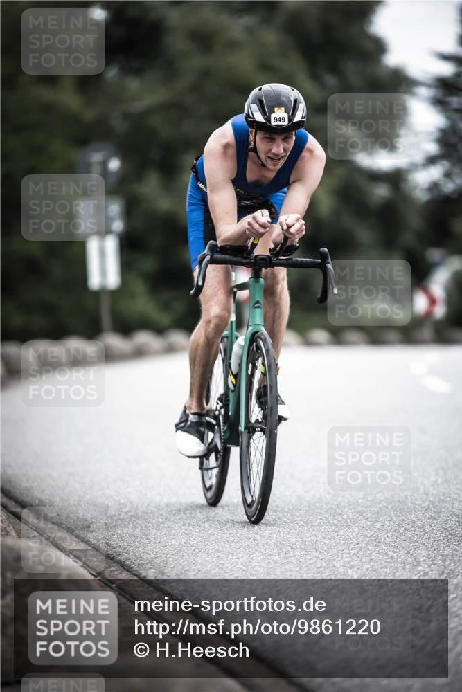 21.06.2026 - 29. Vierlanden-Triathlon H.Heesch http://msf.ph/oto/9861220 21.06.2026 12:08:21 Radfahren 793, 854, 865, 916, 948, 949 meine-sportfotos.de