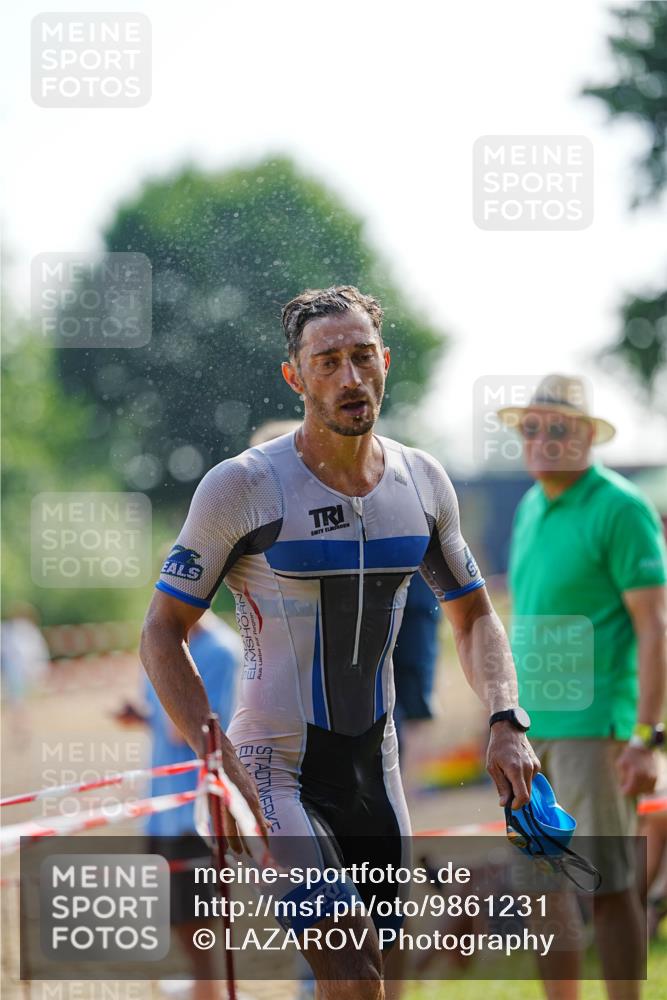 21.06.2026 - 29. Vierlanden-Triathlon LAZAROV Photography http://msf.ph/oto/9861231 21.06.2026 08:48:12 Schwimmen 130, 175 meine-sportfotos.de