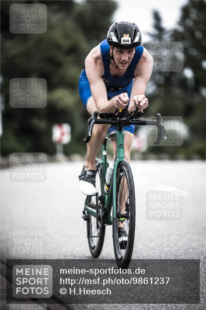21.06.2026 - 29. Vierlanden-Triathlon H.Heesch http://msf.ph/oto/9861237 21.06.2026 12:08:21 Radfahren 793, 854, 865, 916, 948, 949 meine-sportfotos.de